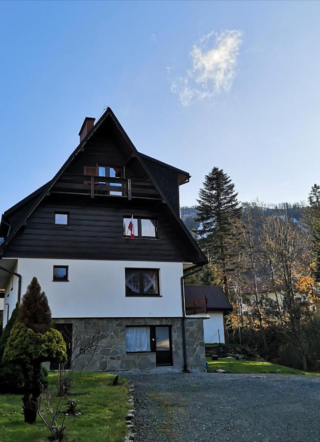 Homestay Nad Strumyczkiem - Goscinne - Z Przymrozeniem Oka *